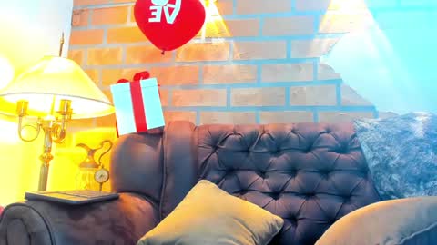 D Y L A N online show from 02/07/25, 01:25