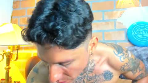 D Y L A N online show from 02/16/25, 11:37