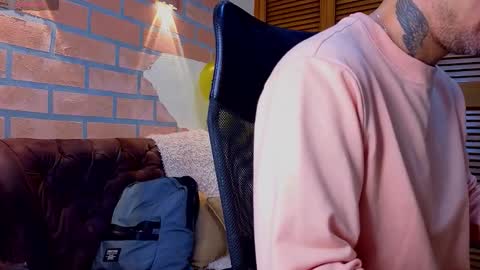 D Y L A N online show from 03/25/26, 02:17