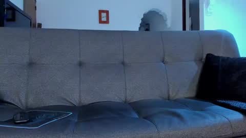 Dylann and Willy online show from 01/18/25, 01:08