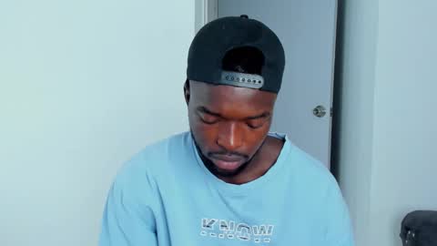 Dylan Taylor online show from 10/30/25, 04:36