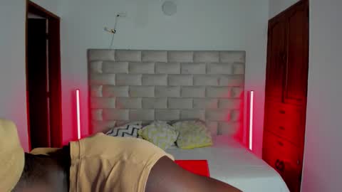 Snapshot of dylantaylor_1 chatting on 02/13/26, 04:08 Dylan Taylor online show from 02/13/26, 04:08