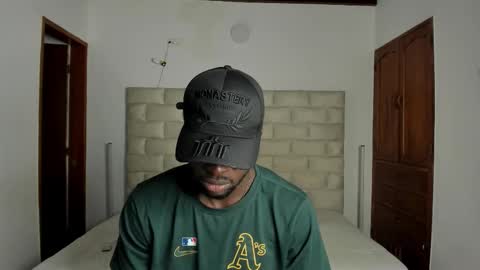 Snapshot of dylantaylor_1 chatting on 02/15/26, 03:36 Dylan Taylor online show from 02/15/26, 03:36