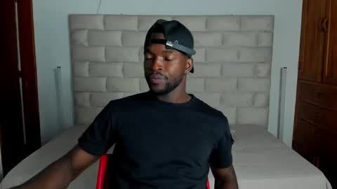 Snapshot of dylantaylor_1 chatting on 02/21/26, 04:02 Dylan Taylor online show from 02/21/26, 04:02