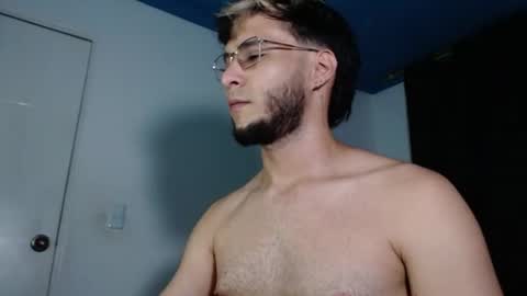 Snapshot of dylanxfun chatting on 06/24/26, 05:06 dylanxfun online show from 06/24/26, 05:06