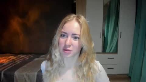 fansly - yourbestbaby online show from 01/14/26, 04:07