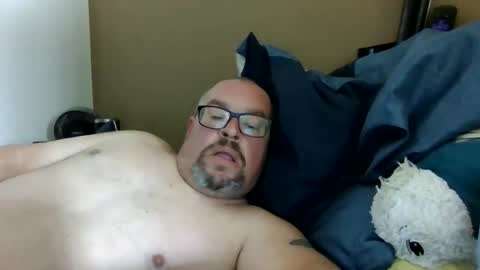 Snapshot of eagle4u chatting on 02/24/25, 01:53 eagle4u online show from 02/24/25, 01:53