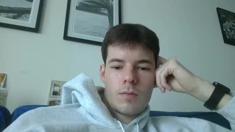 Snapshot of ealexk chatting on 06/10/26, 02:38 Alex online show from 06/10/26, 02:38