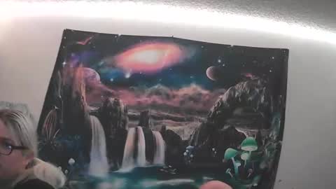 Snapshot of eandr6446 chatting on 11/24/25, 04:12 eandr6446 online show from 11/24/25, 04:12