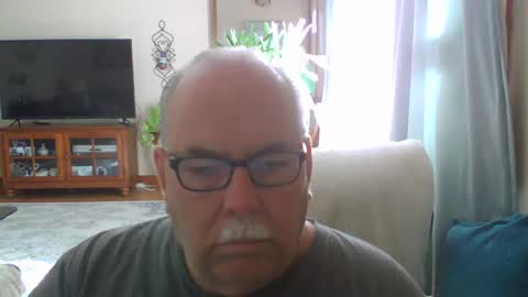earl52 online show from 10/01/25, 06:58