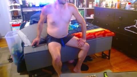 Snapshot of eastbayboy57 chatting on 06/12/26, 05:17 eastbayboy57 online show from 06/12/26, 05:17