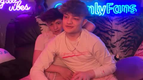 Snapshot of eastinwestin chatting on 02/27/26, 08:14 eastinwestin online show from 02/27/26, 08:14