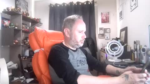 Snapshot of eastmidssoul chatting on 06/25/26, 07:57 eastmidssoul online show from 06/25/26, 07:57