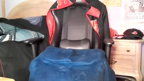 TWITTER   INSTAGRAM    easybreezy20   ONLINE 1230 AM TO 7AM online show from 12/25/24, 09:02