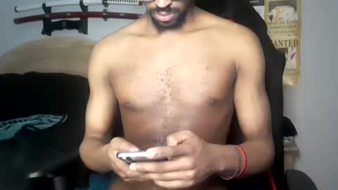 TWITTER   INSTAGRAM    easybreezy20   ONLINE 1230 AM TO 7AM online show from 01/17/26, 08:30