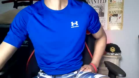 TWITTER   INSTAGRAM    easybreezy20   ONLINE 1230 AM TO 7AM online show from 04/19/26, 05:07