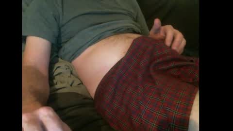 Snapshot of easysleaze chatting on 10/01/25, 01:11 Easy online show from 10/01/25, 01:11
