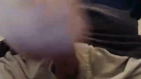 eat_a_peach2 online show from 09/16/25, 11:11