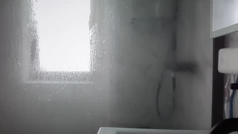 Nadia Ferreira  online show from 03/10/25, 09:32