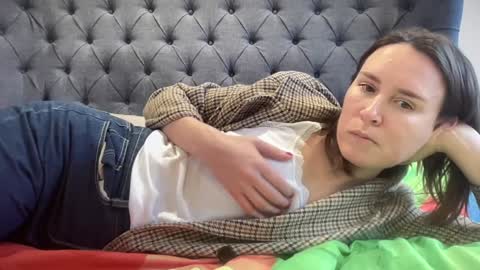 Nadia Ferreira  online show from 01/09/26, 11:13