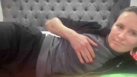 Nadia Ferreira  online show from 01/11/26, 08:25