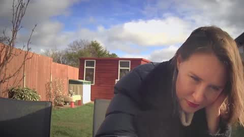 Nadia Ferreira  online show from 02/24/26, 10:24