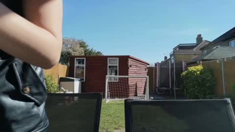 Nadia Ferreira  online show from 04/14/26, 09:15