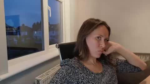 Snapshot of eatmypie69 chatting on 06/15/26, 08:44 Nadia Ferreira online show from 06/15/26, 08:44