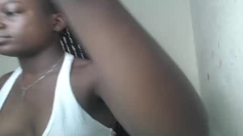 Snapshot of eatuupx chatting on 01/25/25, 08:42 eatuupx online show from 01/25/25, 08:42