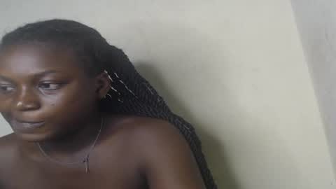 Snapshot of eatuupx chatting on 01/27/25, 03:18 eatuupx online show from 01/27/25, 03:18