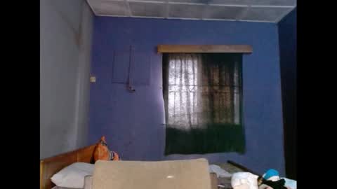 Snapshot of eatuupx chatting on 02/08/25, 10:50 eatuupx online show from 02/08/25, 10:50