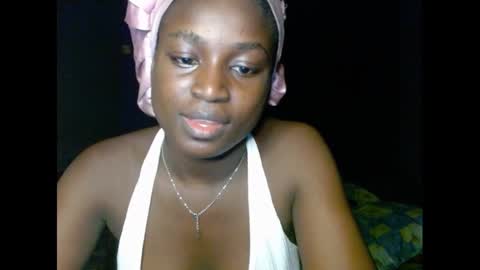 Snapshot of eatuupx chatting on 02/25/25, 10:18 eatuupx online show from 02/25/25, 10:18