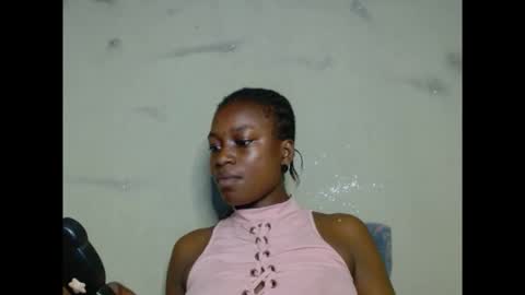 Snapshot of eatuupx chatting on 12/22/25, 06:49 eatuupx online show from 12/22/25, 06:49