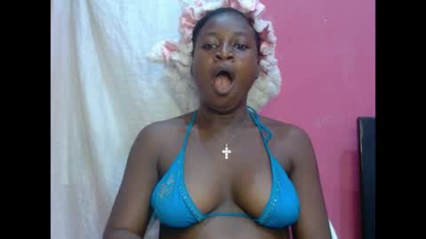 Snapshot of eatuupx chatting on 04/04/26, 02:25 eatuupx online show from 04/04/26, 02:25