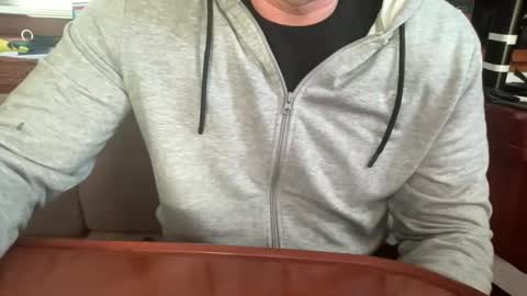 ebnk15 online show from 12/21/25, 08:10