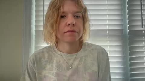 Snapshot of ebony8ivory chatting on 04/23/26, 12:51 americnbarbie online show from 04/23/26, 12:51