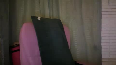 Snapshot of ebony8ivory chatting on 05/06/26, 02:51 americnbarbie online show from 05/06/26, 02:51