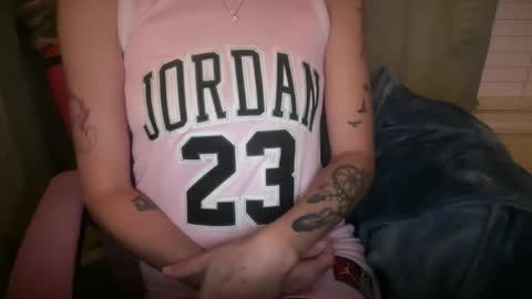 Snapshot of ebony8ivory chatting on 06/07/26, 04:49 americnbarbie online show from 06/07/26, 04:49