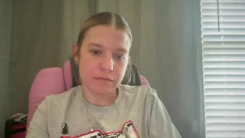 Snapshot of ebony8ivory chatting on 06/20/26, 07:27 americnbarbie online show from 06/20/26, 07:27