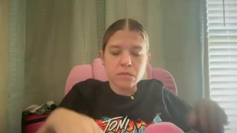 Snapshot of ebony8ivory chatting on 06/21/26, 02:41 americnbarbie online show from 06/21/26, 02:41