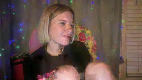 Snapshot of ebony8ivory chatting on 06/29/26, 06:41 americnbarbie online show from 06/29/26, 06:41