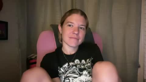 Snapshot of ebony8ivory chatting on 07/01/26, 02:24 americnbarbie online show from 07/01/26, 02:24