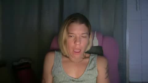 Snapshot of ebony8ivory chatting on 07/16/26, 05:46 americnbarbie online show from 07/16/26, 05:46