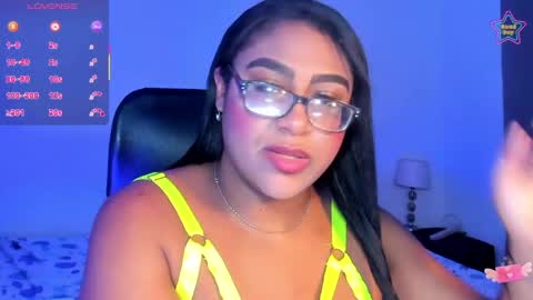 Snapshot of ebony__queen2 chatting on 05/16/26, 06:28 ebony__queen2 online show from 05/16/26, 06:28