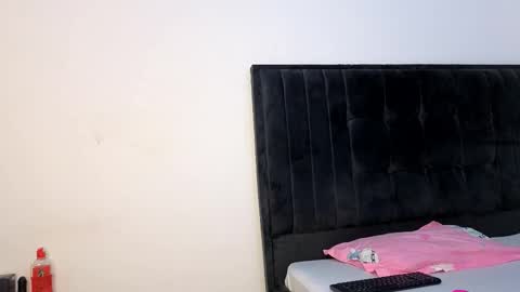 Arya online show from 10/21/25, 06:52