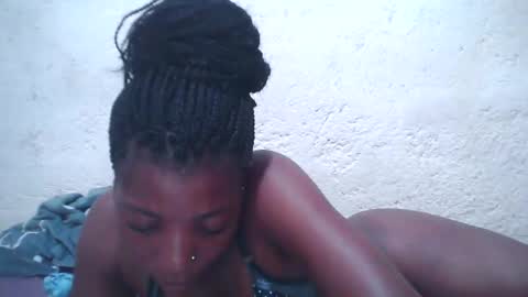ebony_candy1998 online show from 03/06/25, 08:41