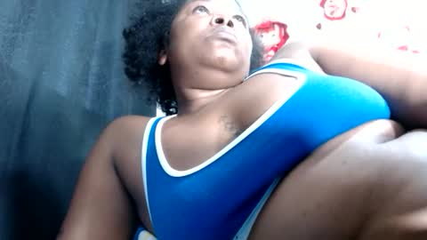 Snapshot of ebony_cristal1 chatting on 06/04/26, 11:16 Cristal Ebony online show from 06/04/26, 11:16