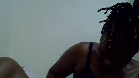ebony_cuttey30 online show from 03/20/26, 04:12