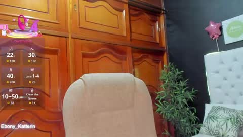 ebony_katterin online show from 04/28/26, 11:37