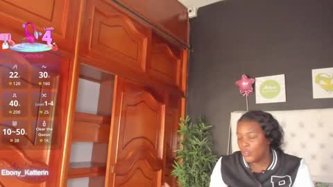 ebony_katterin online show from 05/01/26, 11:15